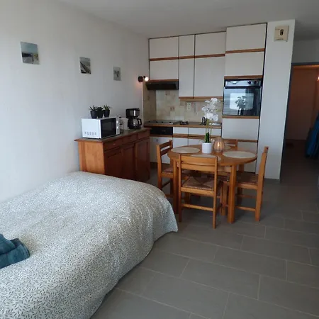 Apartman Les Pieds Dans L'eau, Terrasse Face